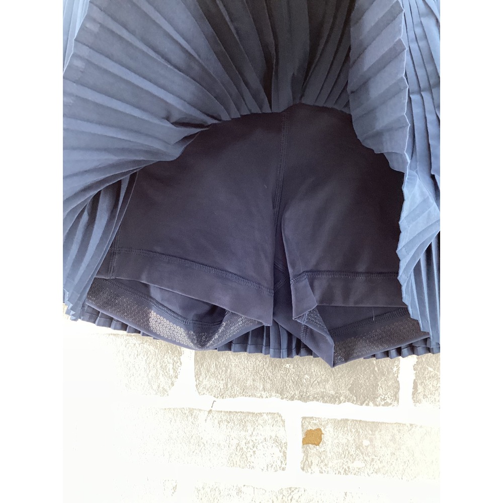 Lululemon Varsity Pleated Skort 13" True Navy Blue Tennis Golf Skirt Size 8 - Picture 3 of 5